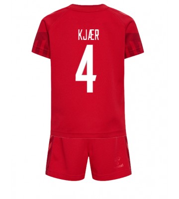 Danmark Simon Kjaer #4 Hemmakläder Barn VM 2022 Kortärmad (+ Korta byxor)